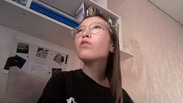 MollyTiger live sex cam