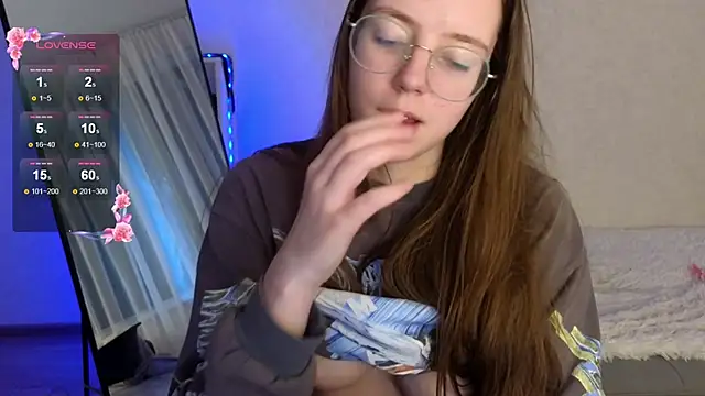 Tofumuchh live sex cam