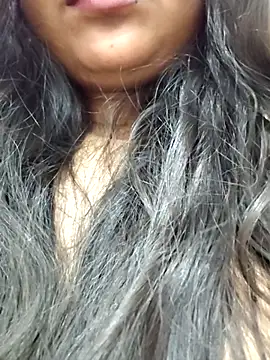 MohiniHott live sex cam