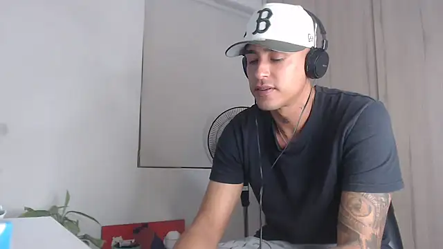 felipelopezz23 live sex cam