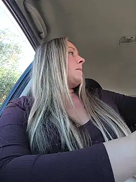 Mona_Plus live sex cam