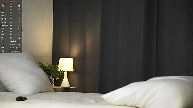 LettySlovacek live sex cam