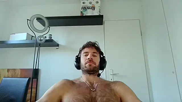 alpha-hunk live sex cam