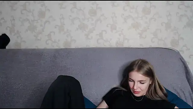 HitGyrl live sex cam