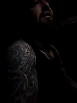 Beardedtattood live sex cam