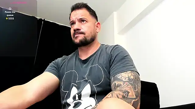 musclemonster31 live sex cam