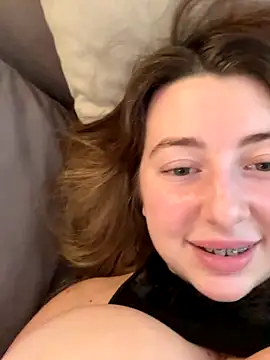 curvyflawless live sex cam