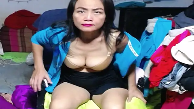 1CuteAndSexy69 live sex cam