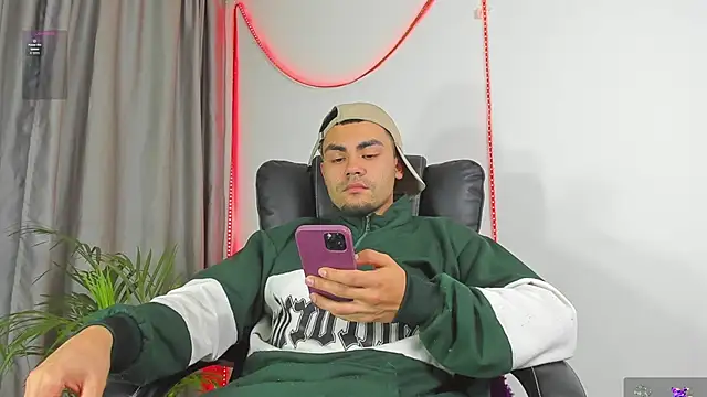 kalivan_voinesscu live sex cam