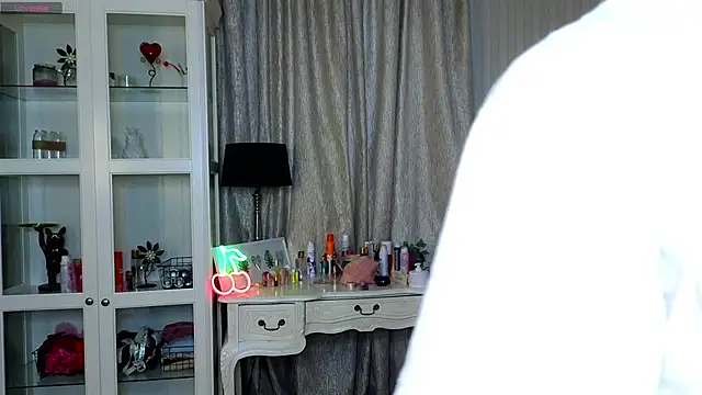 AnneFoxy live sex cam