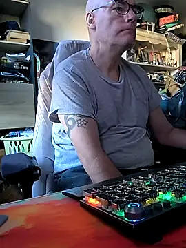 bogland33 live sex cam