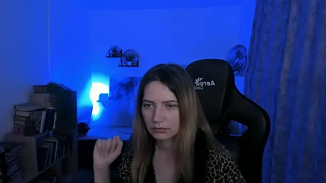 AleksaLaurent live sex cam