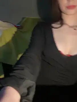 MilaBee live sex cam