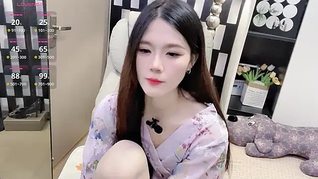 Yueyue-MM live sex cam
