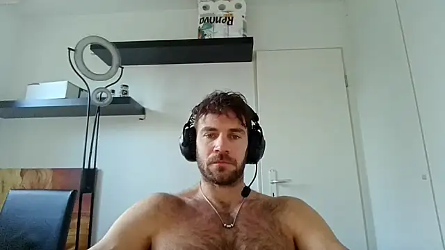 alpha-hunk live sex cam