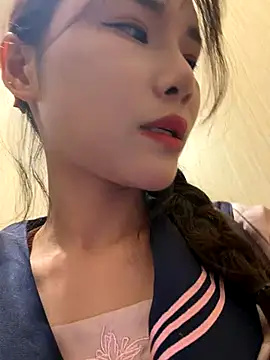 Adora188 live sex cam