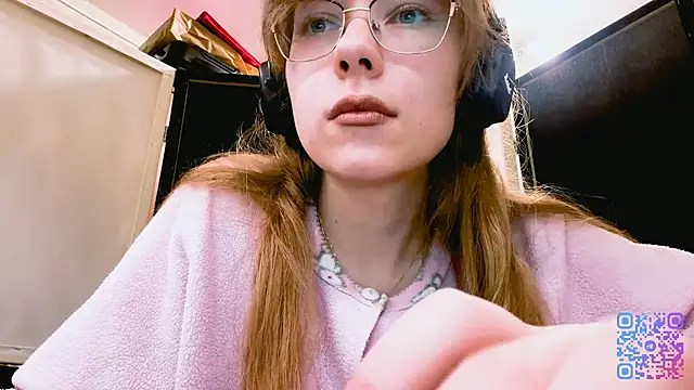 LouettaTornese live sex cam