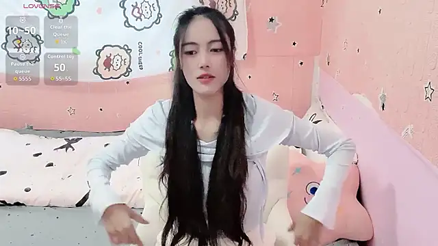 U-Ukitten live sex cam