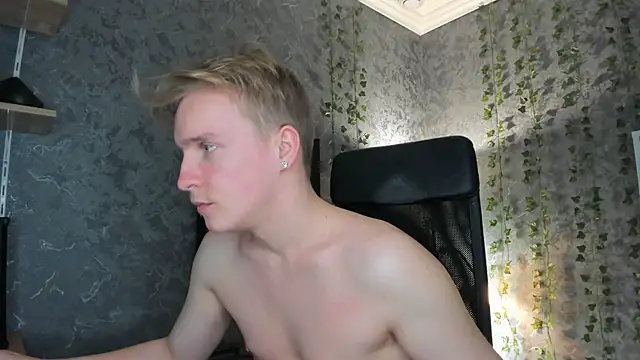 AlexxSweet live sex cam