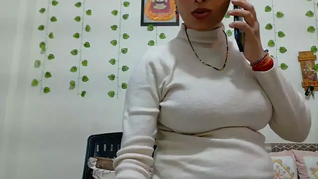 Aleena_Rai live sex cam