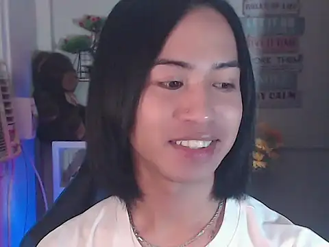 Miracle_TheBrat live sex cam