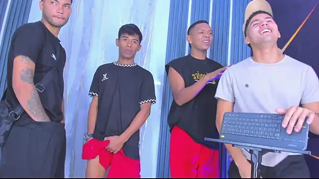 Play_boys_Hot2 live sex cam