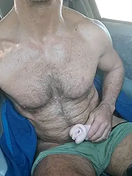 GreekGuyOutdoors live sex cam