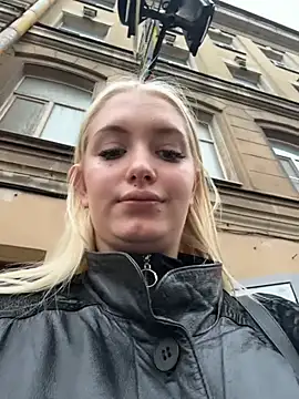 Milkyy_wway live sex cam