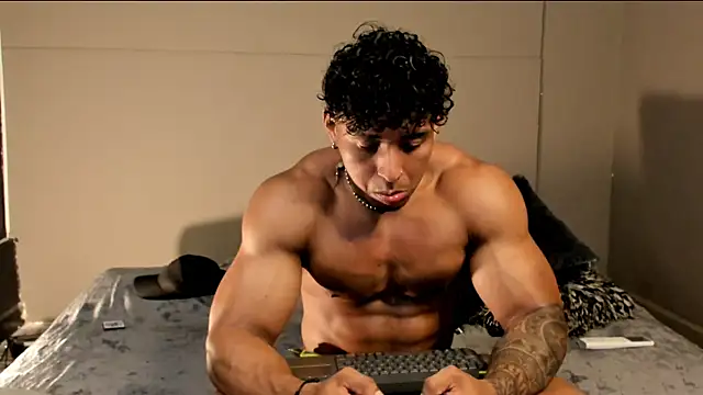 bradley_smith live sex cam