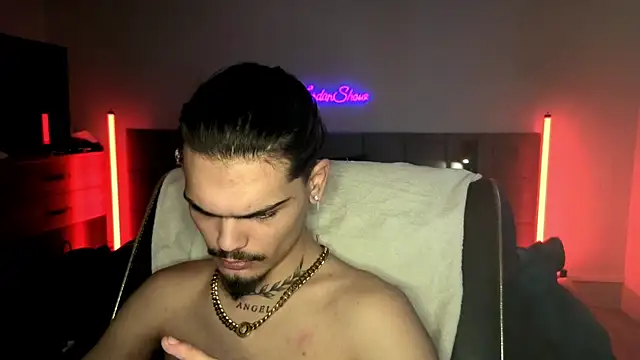 JordanShow live sex cam