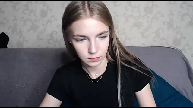 HitGyrl live sex cam