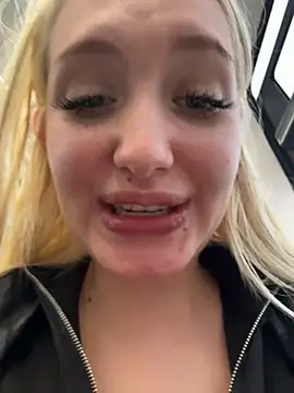 Milkyy_wway live sex cam