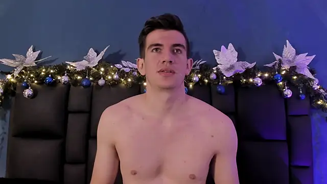 MikaelSlow live sex cam