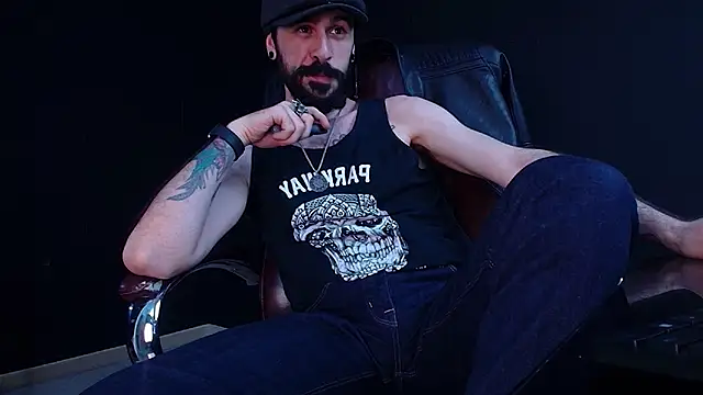 AxelColton live sex cam