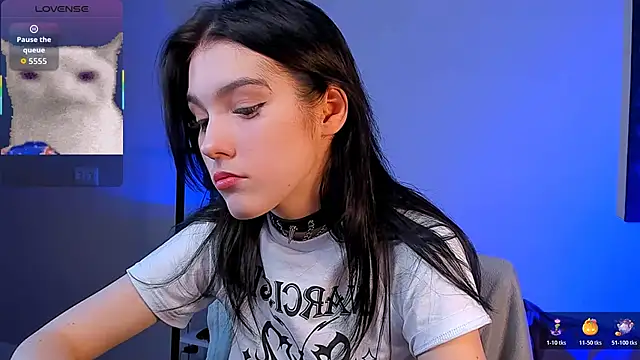 Sophie_SkyAngel live sex cam