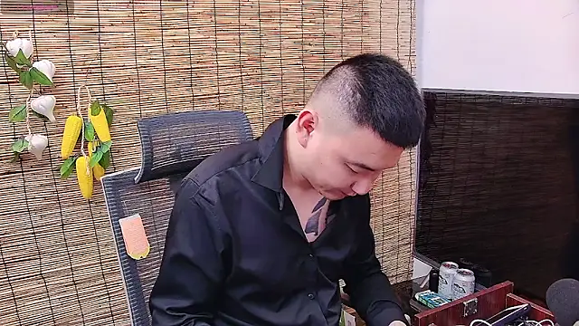 dongdong58 live sex cam