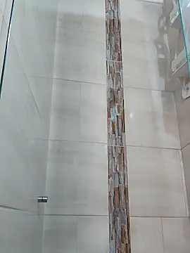 latiin_boy21 live sex cam