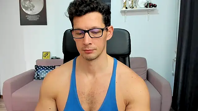 BrutusK08 live sex cam