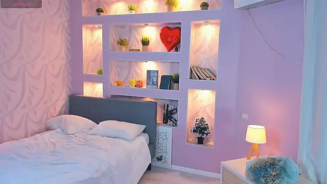 FloraDobb live sex cam