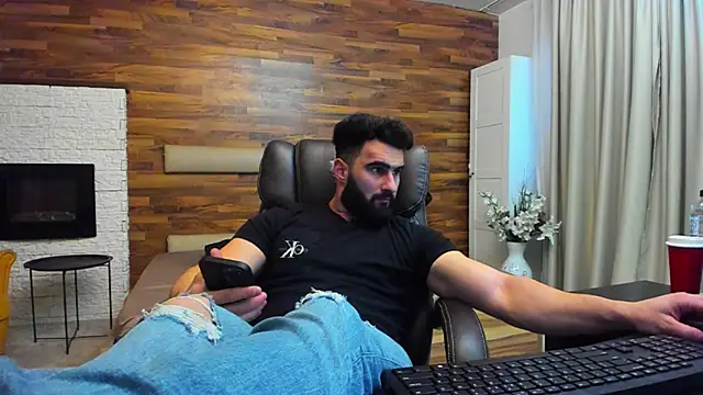 MicahLane live sex cam