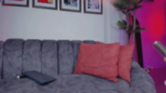 Taylor__foxxx live sex cam