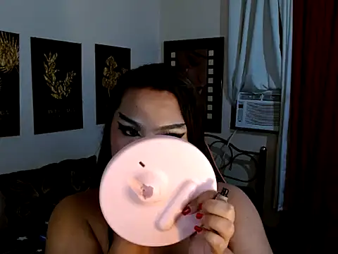 TSbrianaHugeCock live sex cam