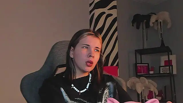 AliceSunday live sex cam