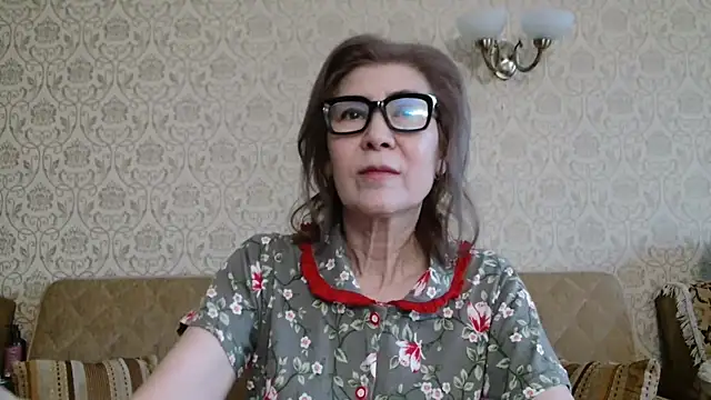 Elegant00Lady live sex cam