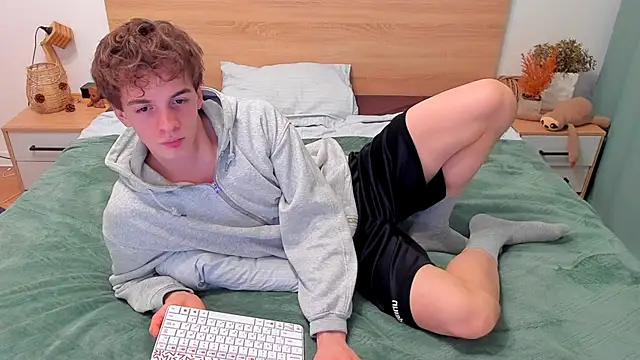 Fandi_777 live sex cam