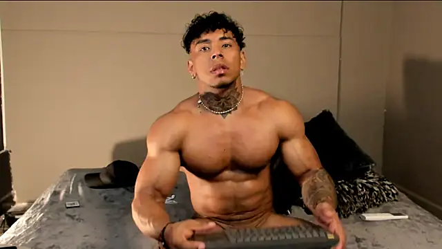 bradley_smith live sex cam