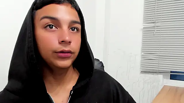 Seductivo_jr live sex cam