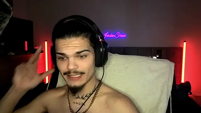 JordanShow live sex cam