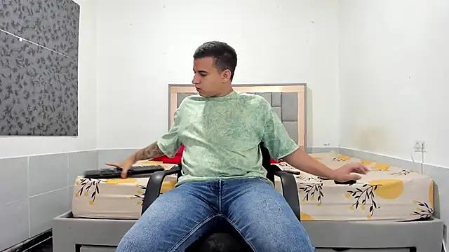 simookeler live sex cam