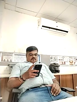 Desi_Lodo_Gujju_Boy live sex cam